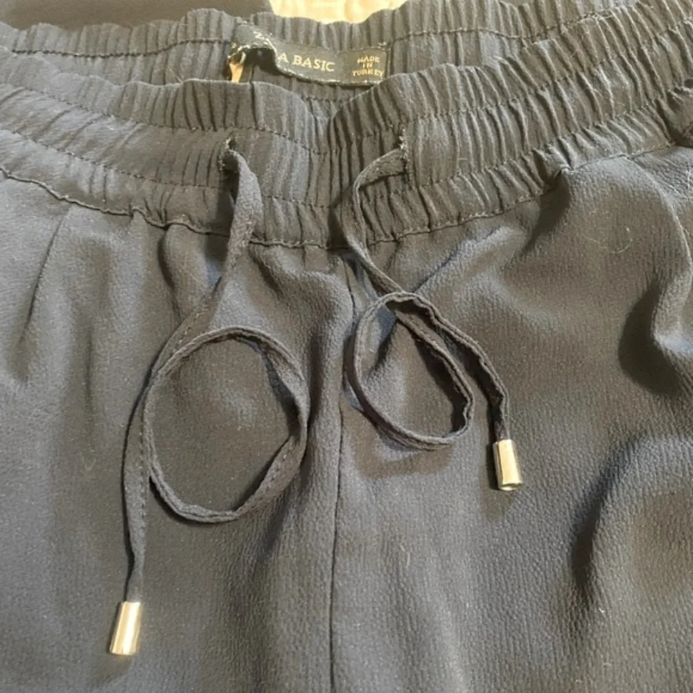 “ZARA” Lightweight Cuffed Drawstring Pant